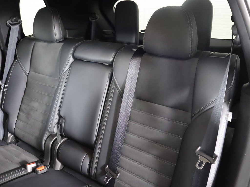 Used 2024 Mitsubishi Outlander SE Black Edition image 35