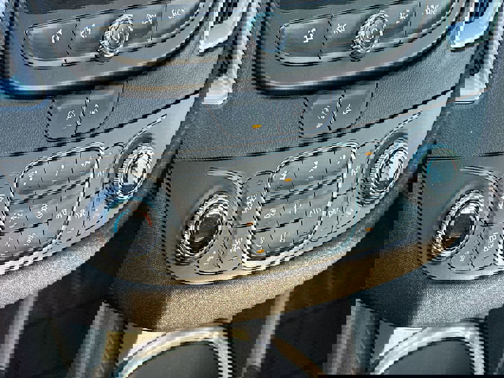 Used 2024 Chevrolet Malibu LT image 18