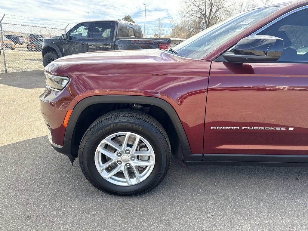 Used 2023 Jeep Grand Cherokee L Laredo image 36