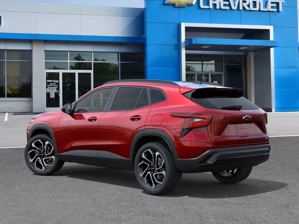 New 2026 Chevrolet Trax RS w/ Sunroof Package FWD image 3
