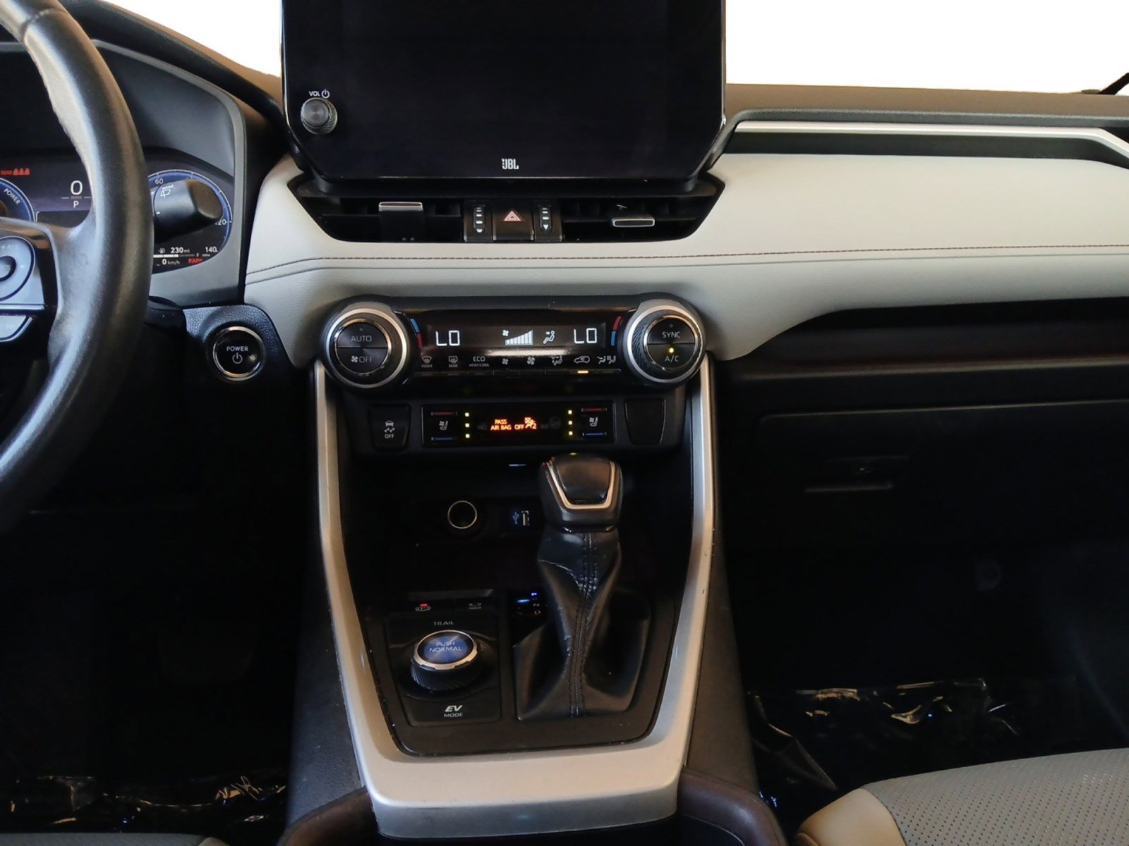 Used 2023 Toyota RAV4 Limited image 11