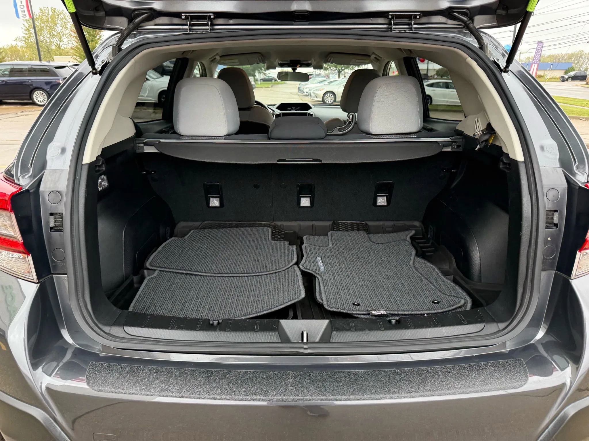 Used 2022 Subaru Crosstrek 2.0i Premium image 14