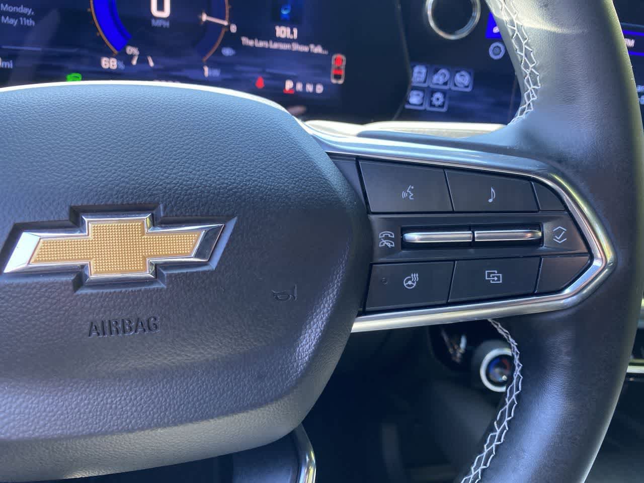 Used 2025 Chevrolet Equinox EV LT w/ Convenience Package FWD image 21