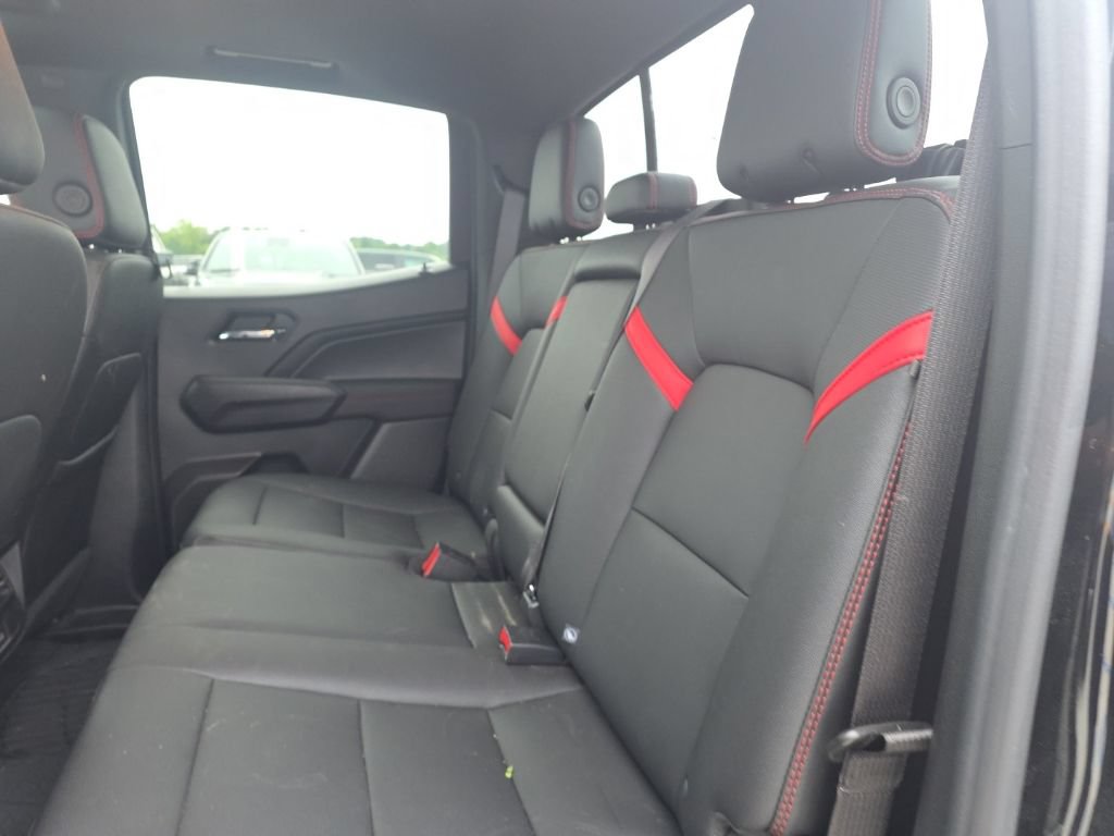 Used 2023 Chevrolet Colorado Z71 w/ Z71 Convenience Package 2 AWD/4WD image 12