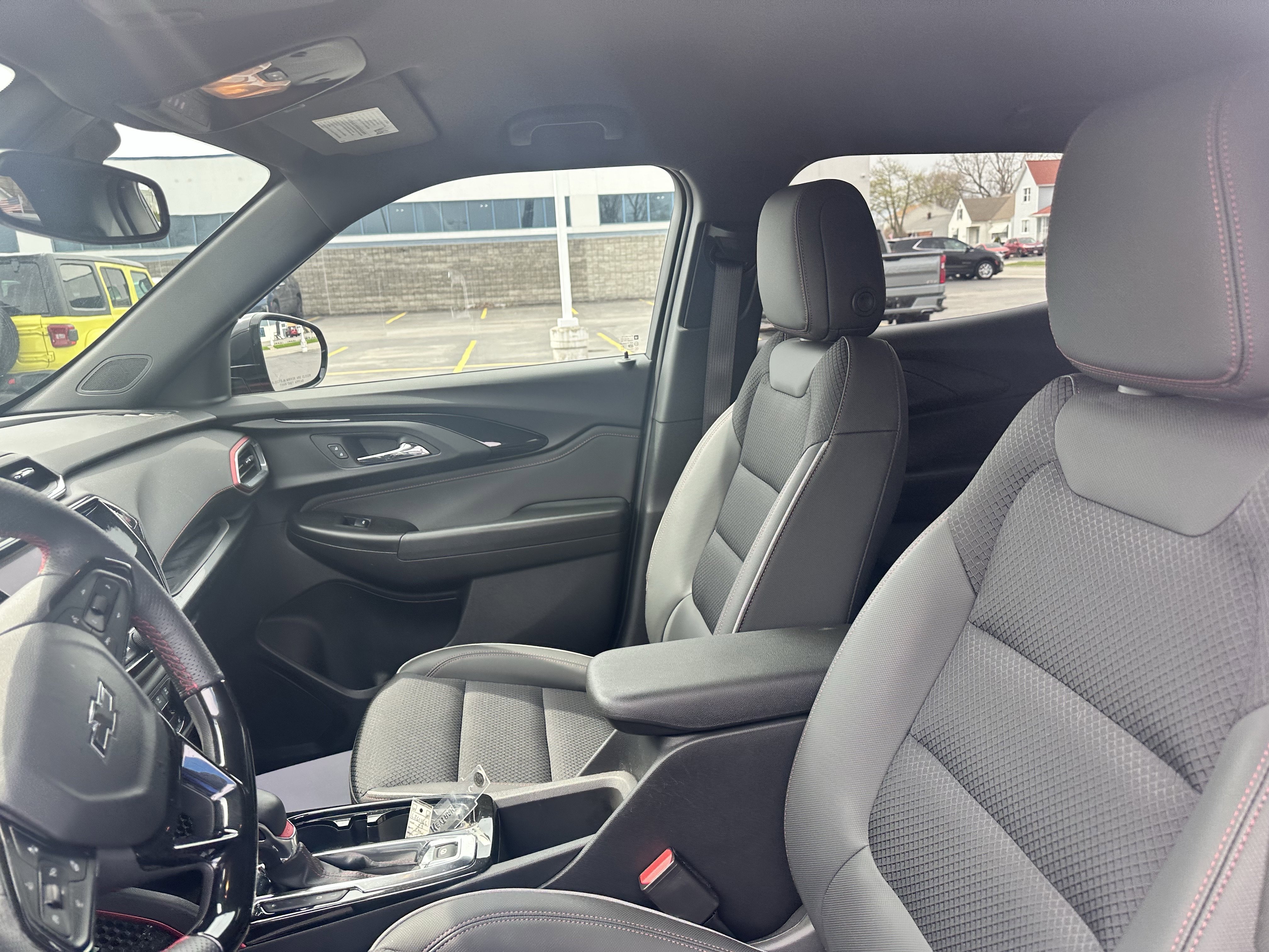 Used 2023 Chevrolet TrailBlazer RS w/ Technology Package image 13