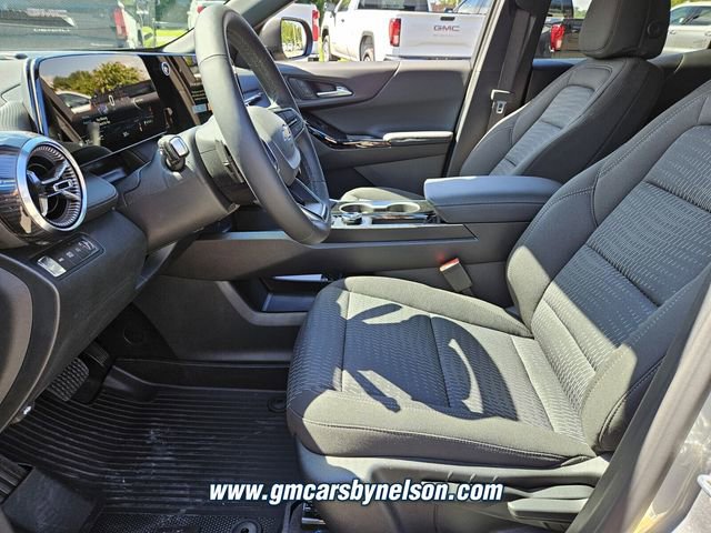 New 2026 Chevrolet Equinox LT w/ Safety and Technology Package image 5
