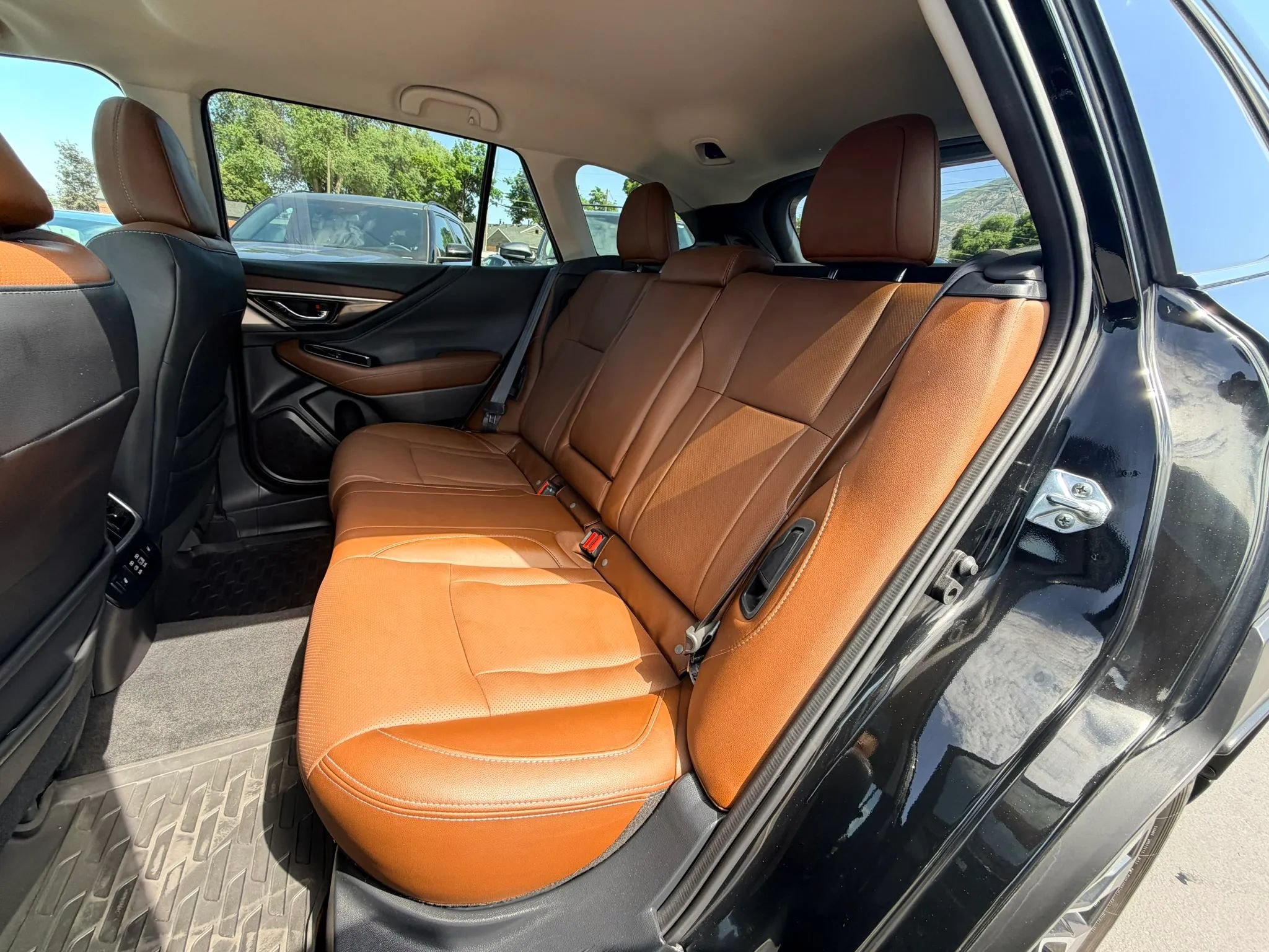 Used 2023 Subaru Outback Touring AWD/4WD image 23