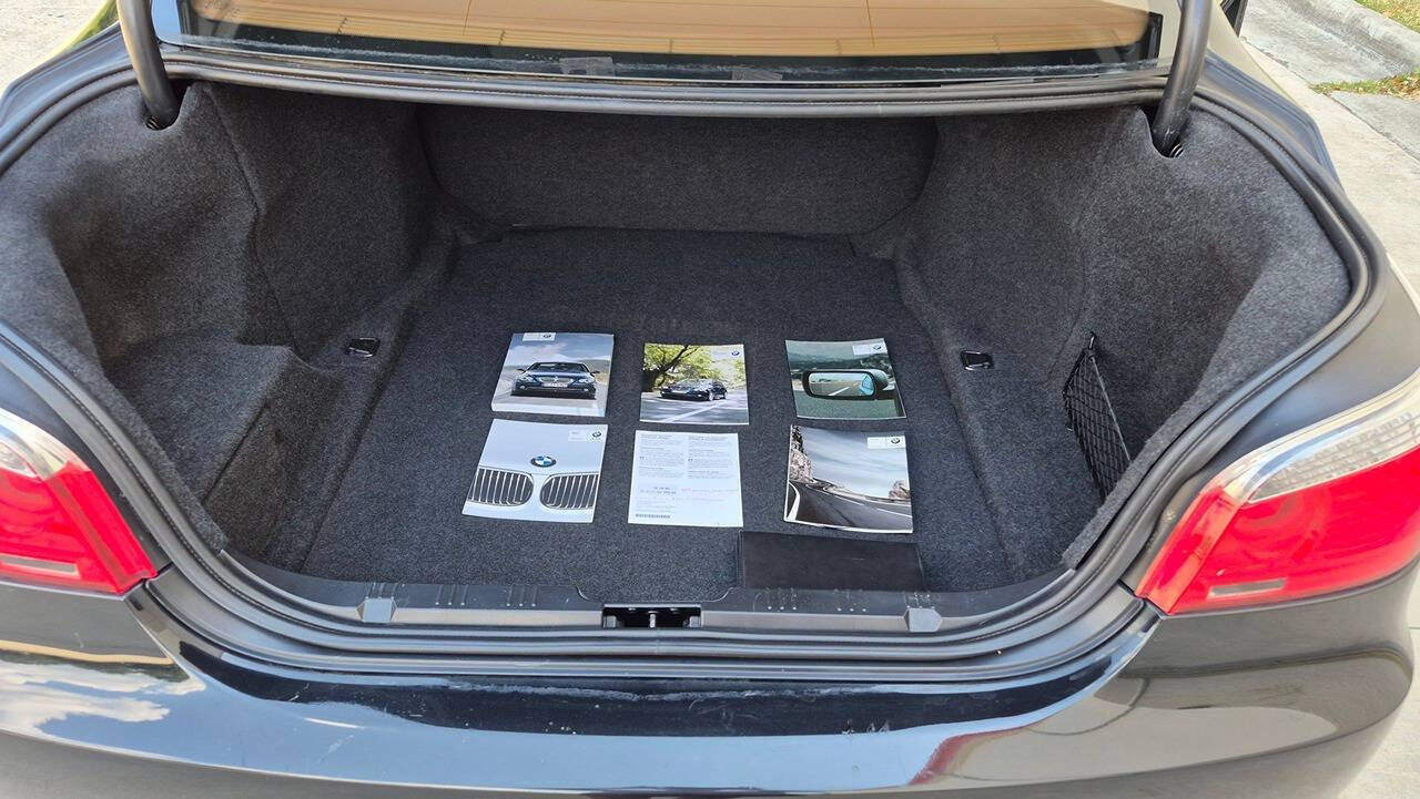 Used 2010 BMW 528i Sedan RWD image 51