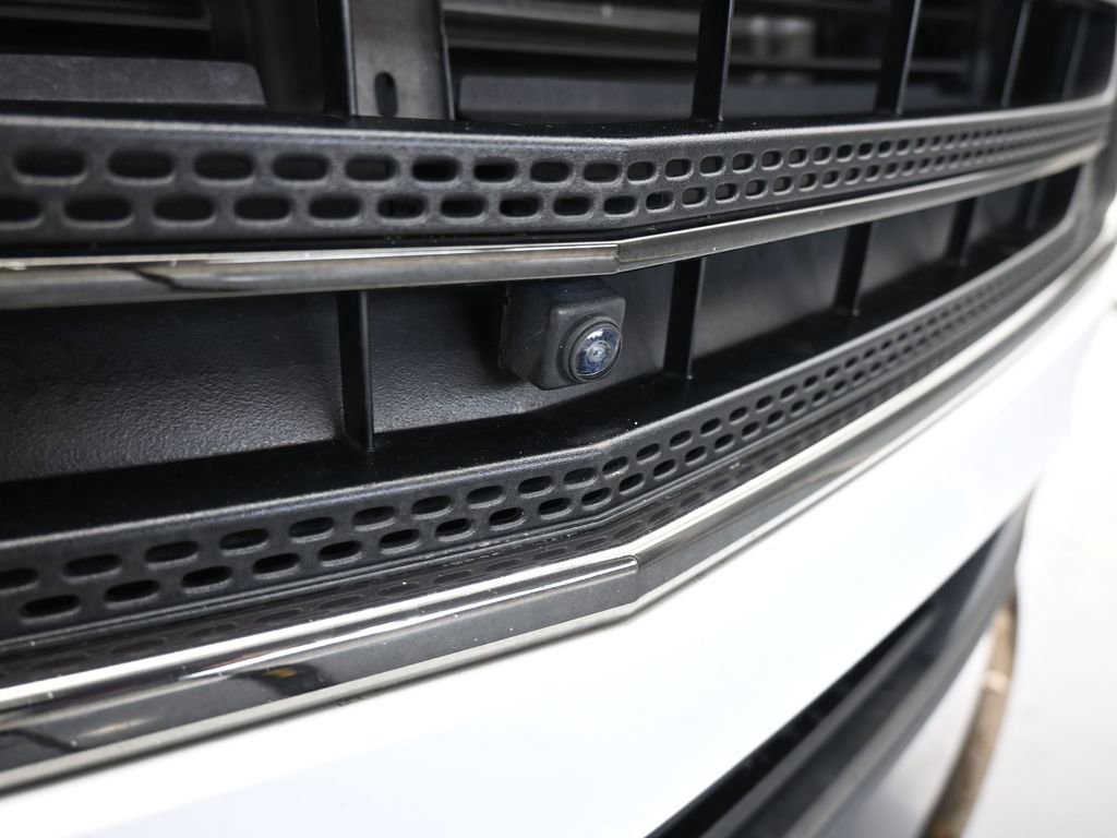 Used 2019 Chevrolet Traverse RS image 49