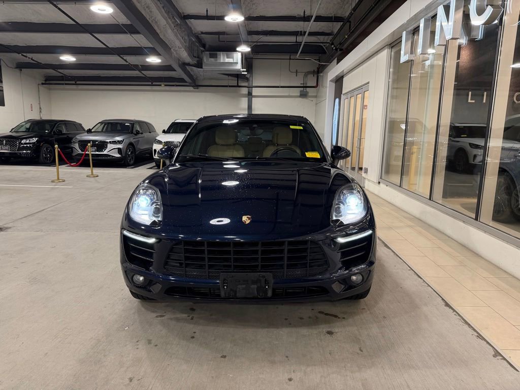 Used 2017 Porsche Macan AWD/4WD image 3
