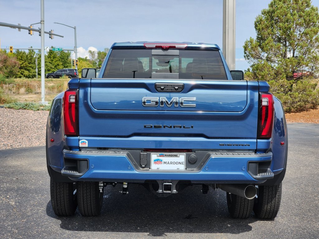 New 2026 GMC Sierra 3500 Denali Ultimate w/ LPO, Black Badging Package AWD/4WD image 13