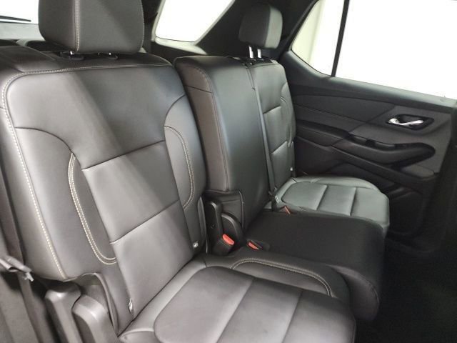 Used 2023 Chevrolet Traverse LT w/ LT Premium Package image 19