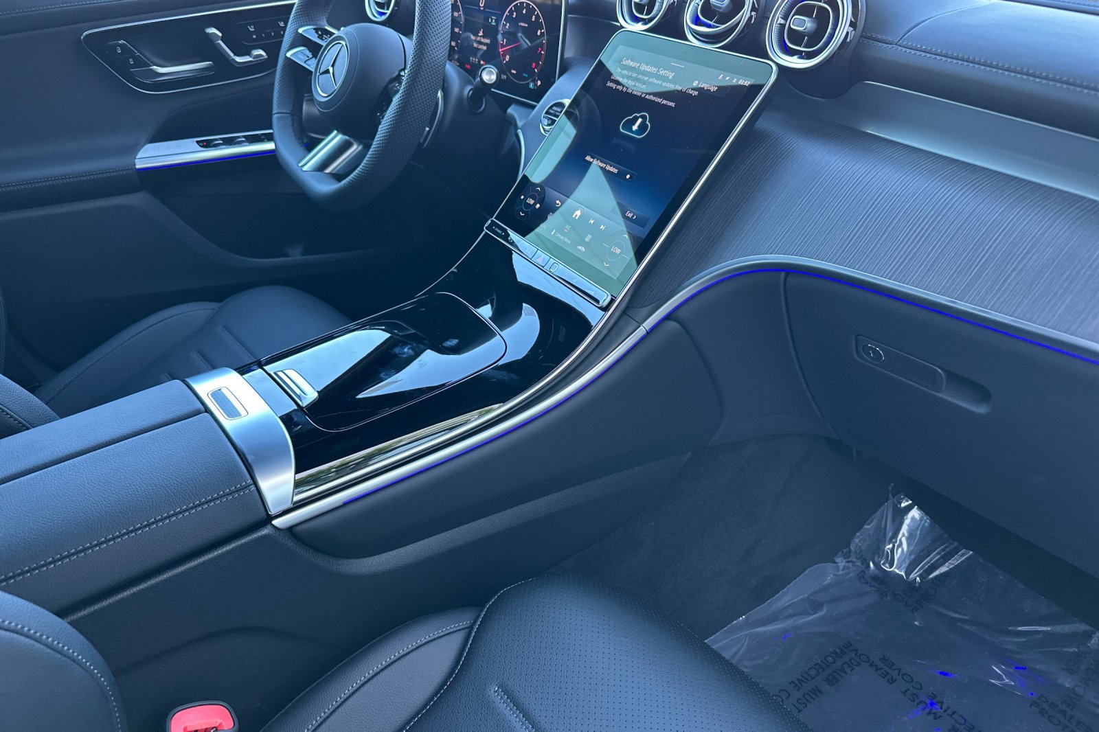 New 2026 Mercedes-Benz GLC 300 image 16