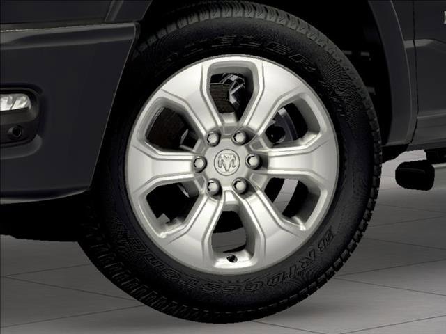 New 2026 RAM 1500 4x4 Crew Cab image 8