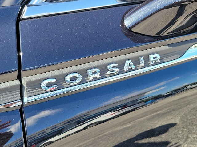 Used 2025 Lincoln Corsair FWD image 8