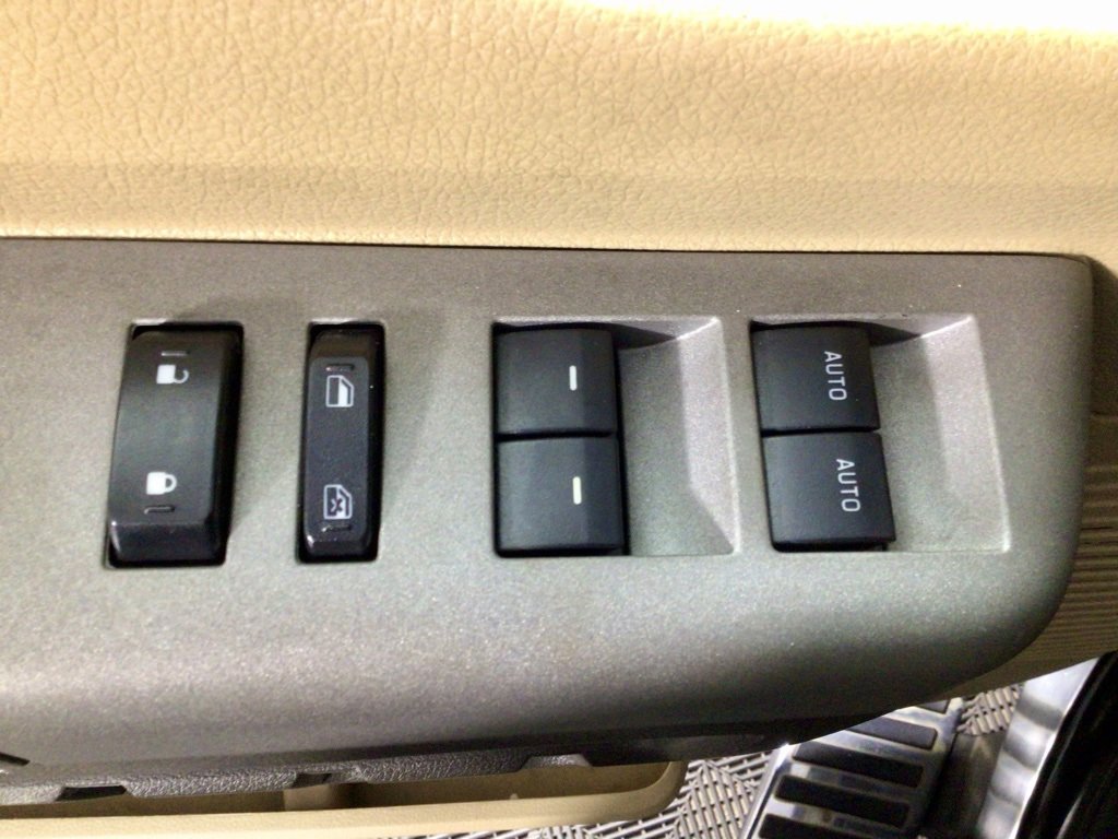 Used 2013 Ford F350 Lariat w/ Lariat Ultimate Pkg image 15