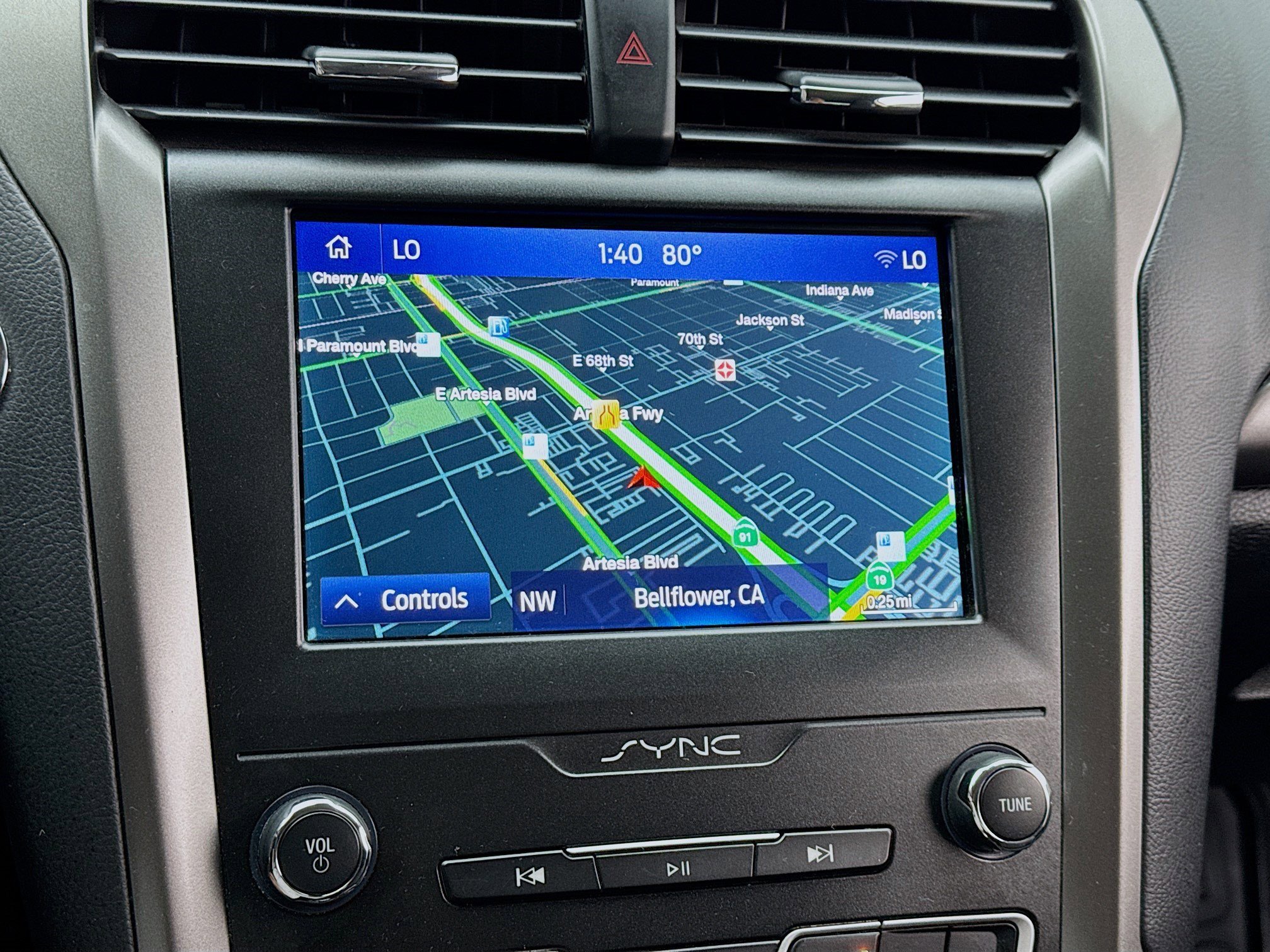 Used 2020 Ford Fusion SE image 9