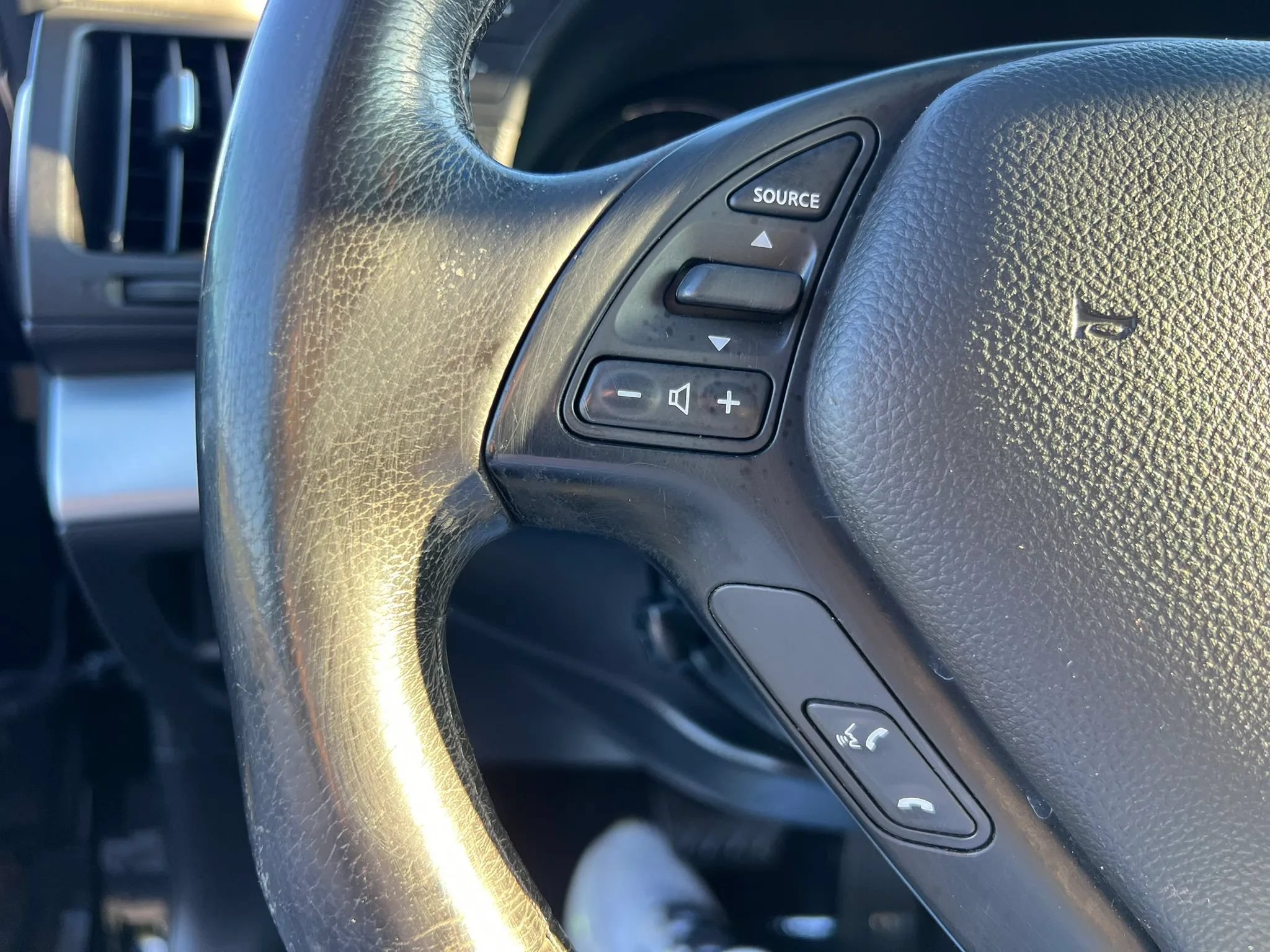 Used 2014 INFINITI Q60 AWD Coupe w/ Premium Package image 23