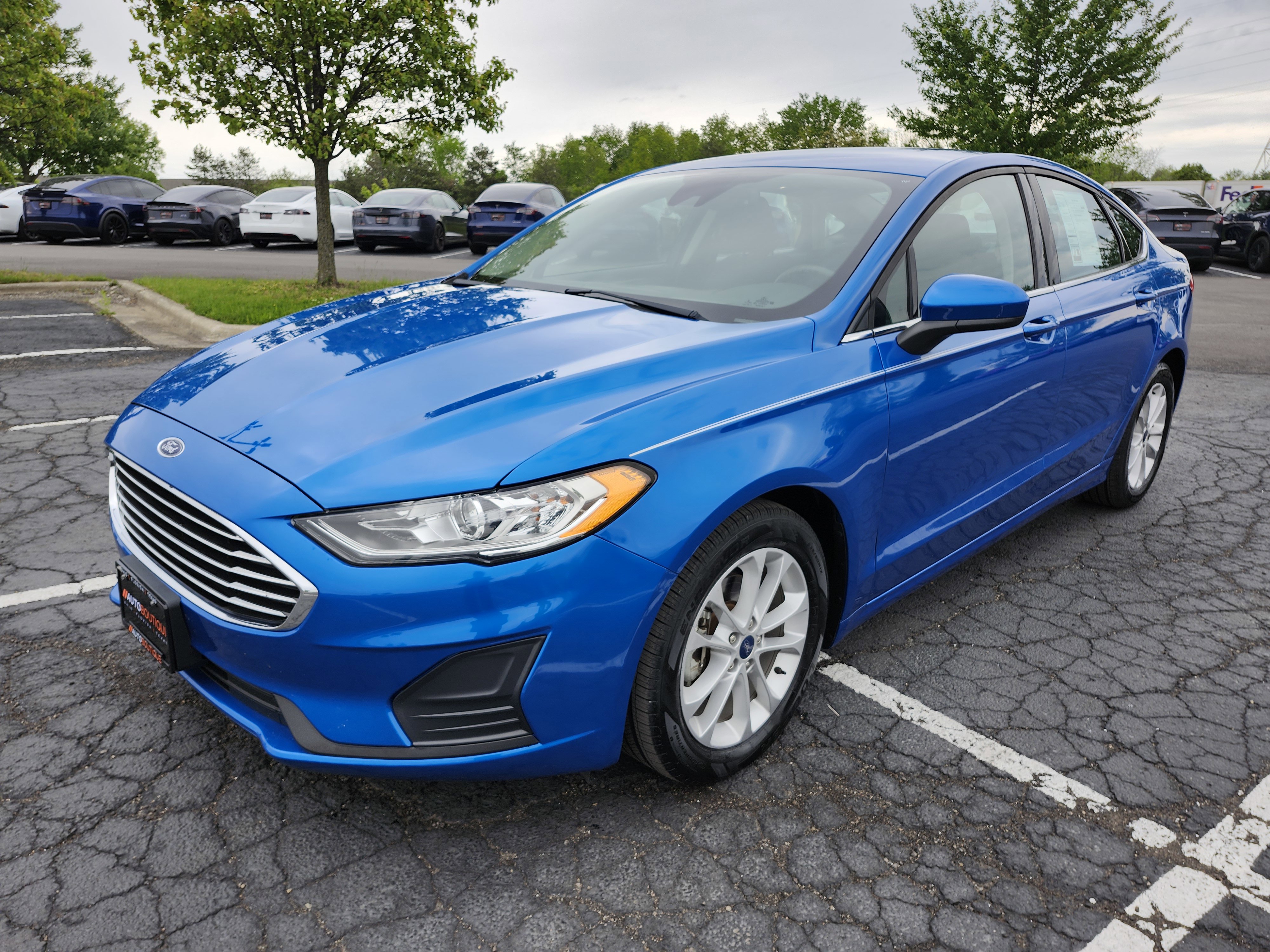Used 2020 Ford Fusion SE FWD image 13