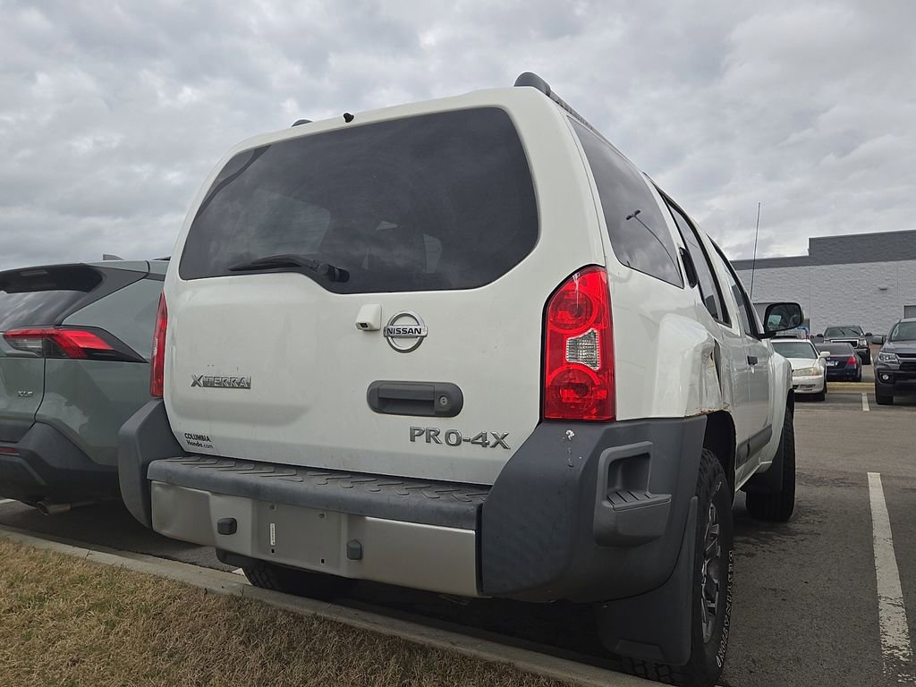 Used 2015 Nissan Xterra PRO-4X image 3