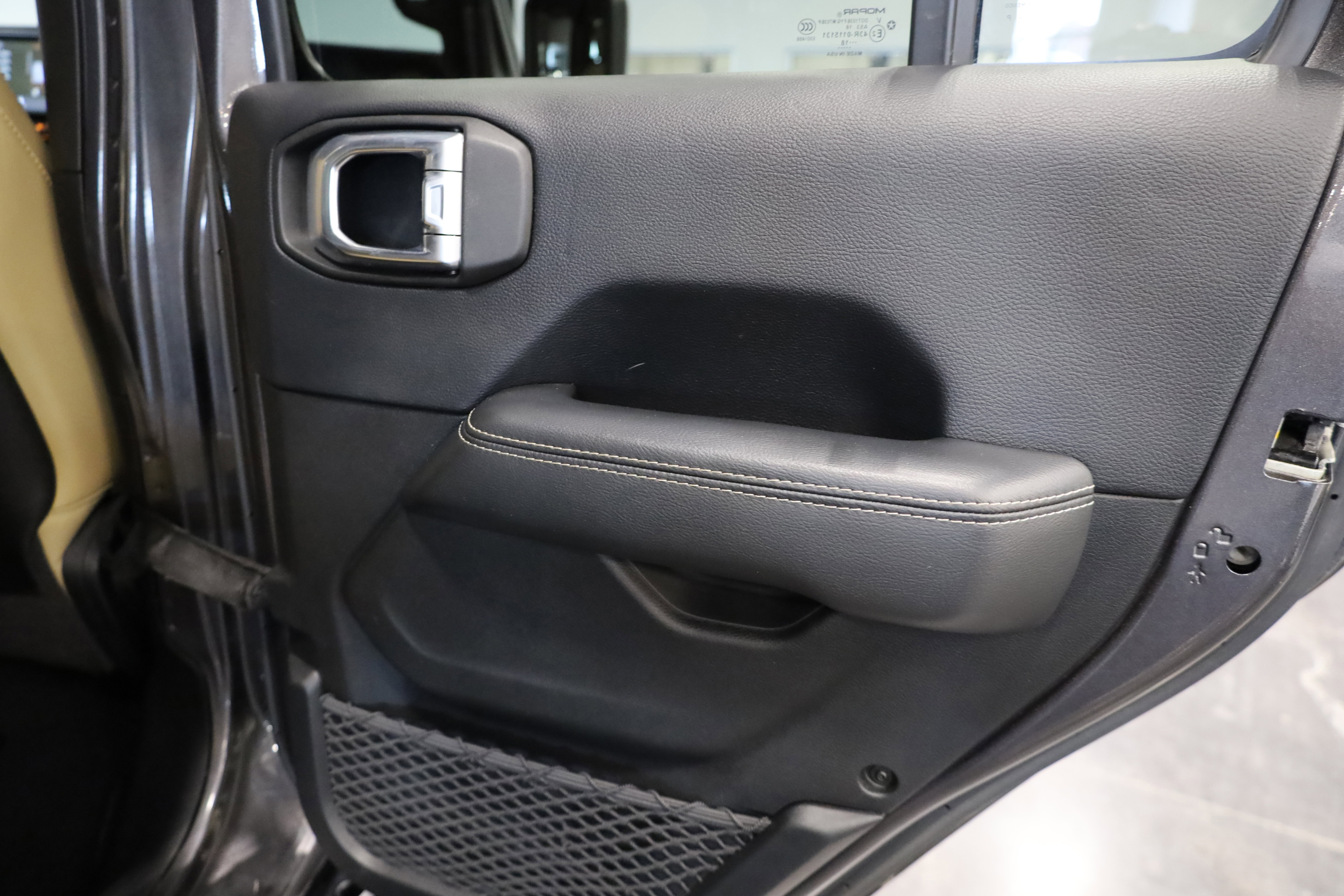 Used 2018 Jeep Wrangler Unlimited Rubicon image 38