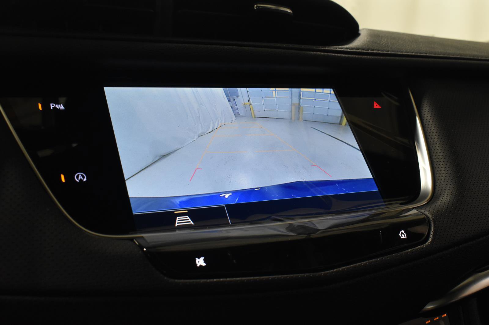 Used 2025 Cadillac XT5 Premium Luxury w/ LPO, Floor Liner Package FWD image 13