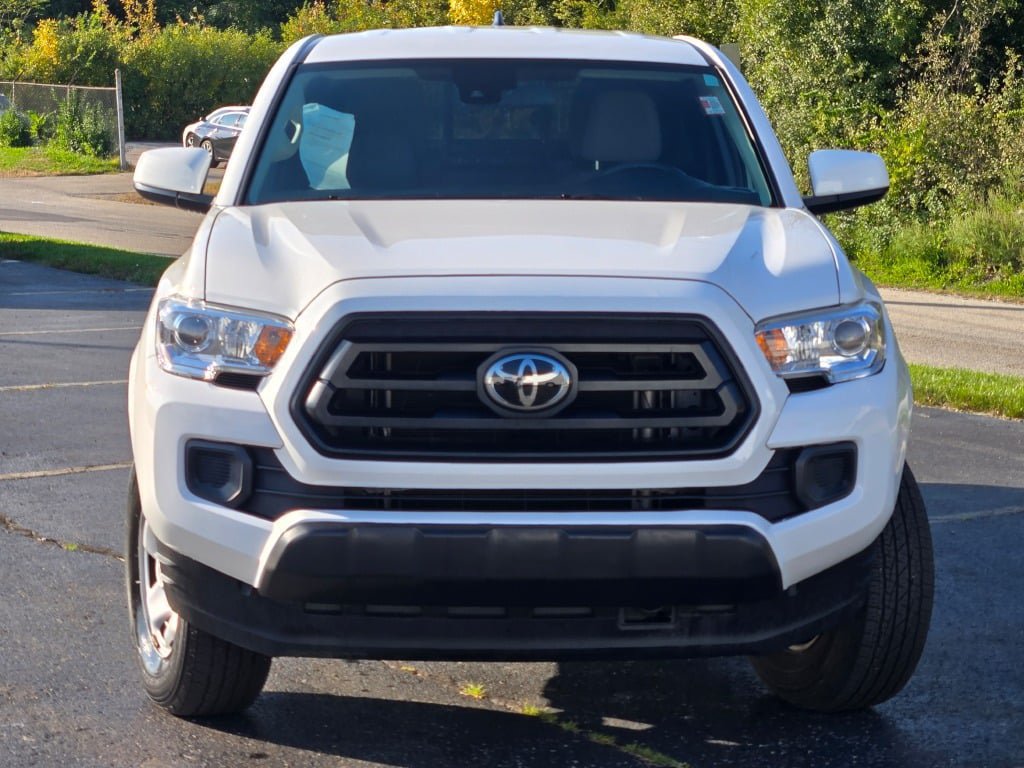 Used 2021 Toyota Tacoma SR RWD image 3