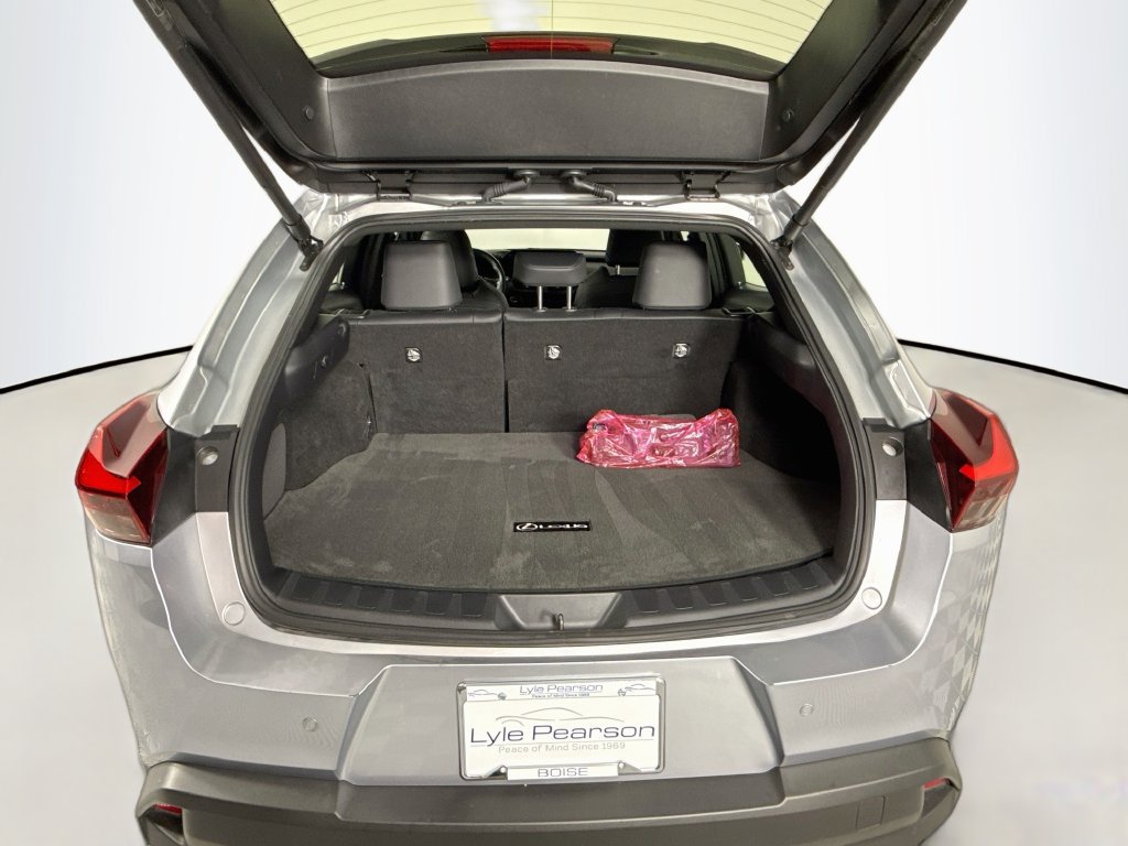 Used 2023 Lexus UX 250h AWD w/ Accessory Package (Z1) image 27