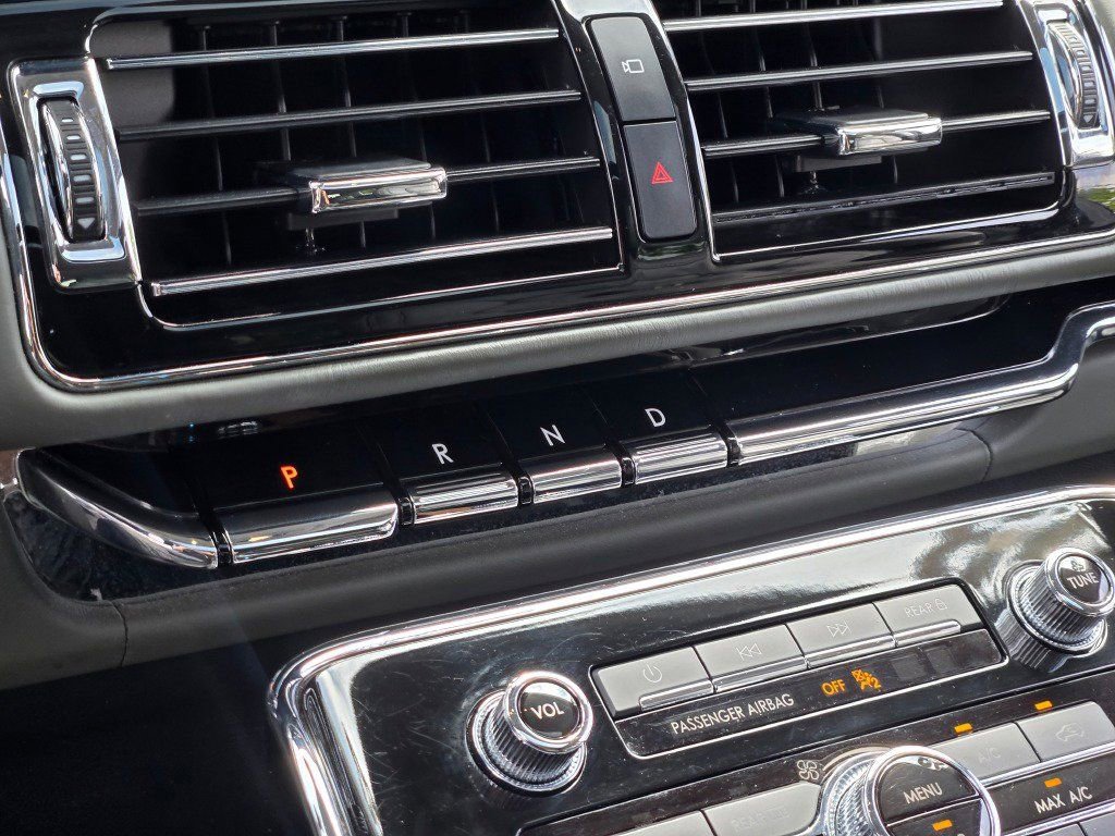 Used 2023 Lincoln Navigator Black Label AWD/4WD image 28