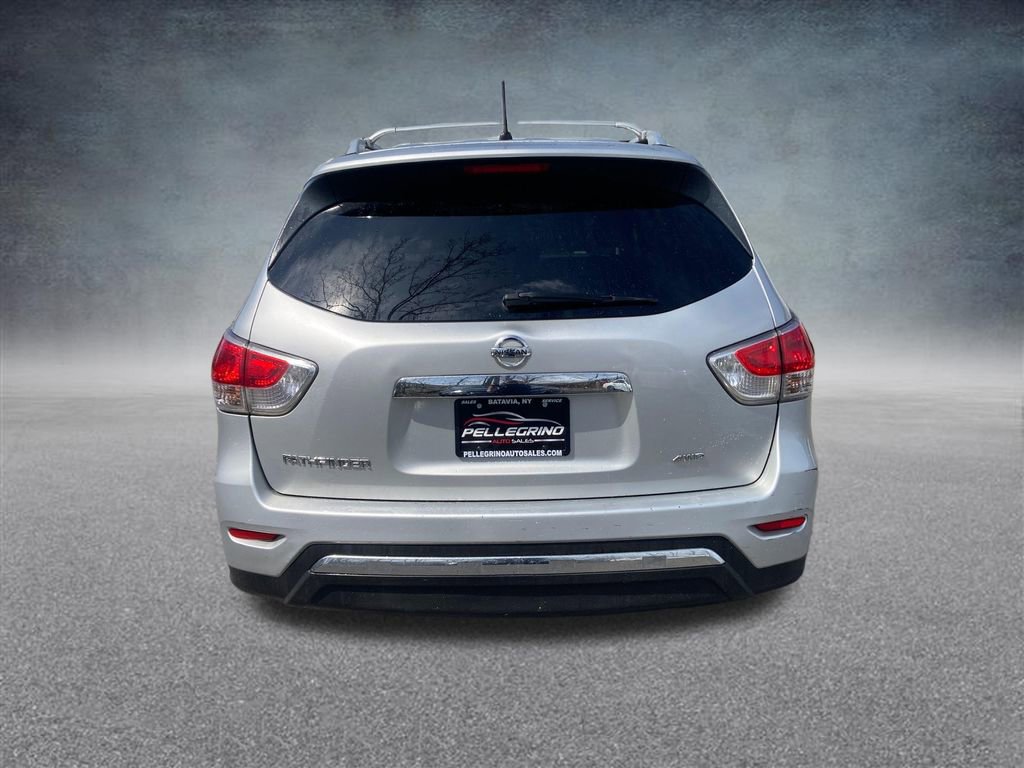 Used 2015 Nissan Pathfinder S image 6