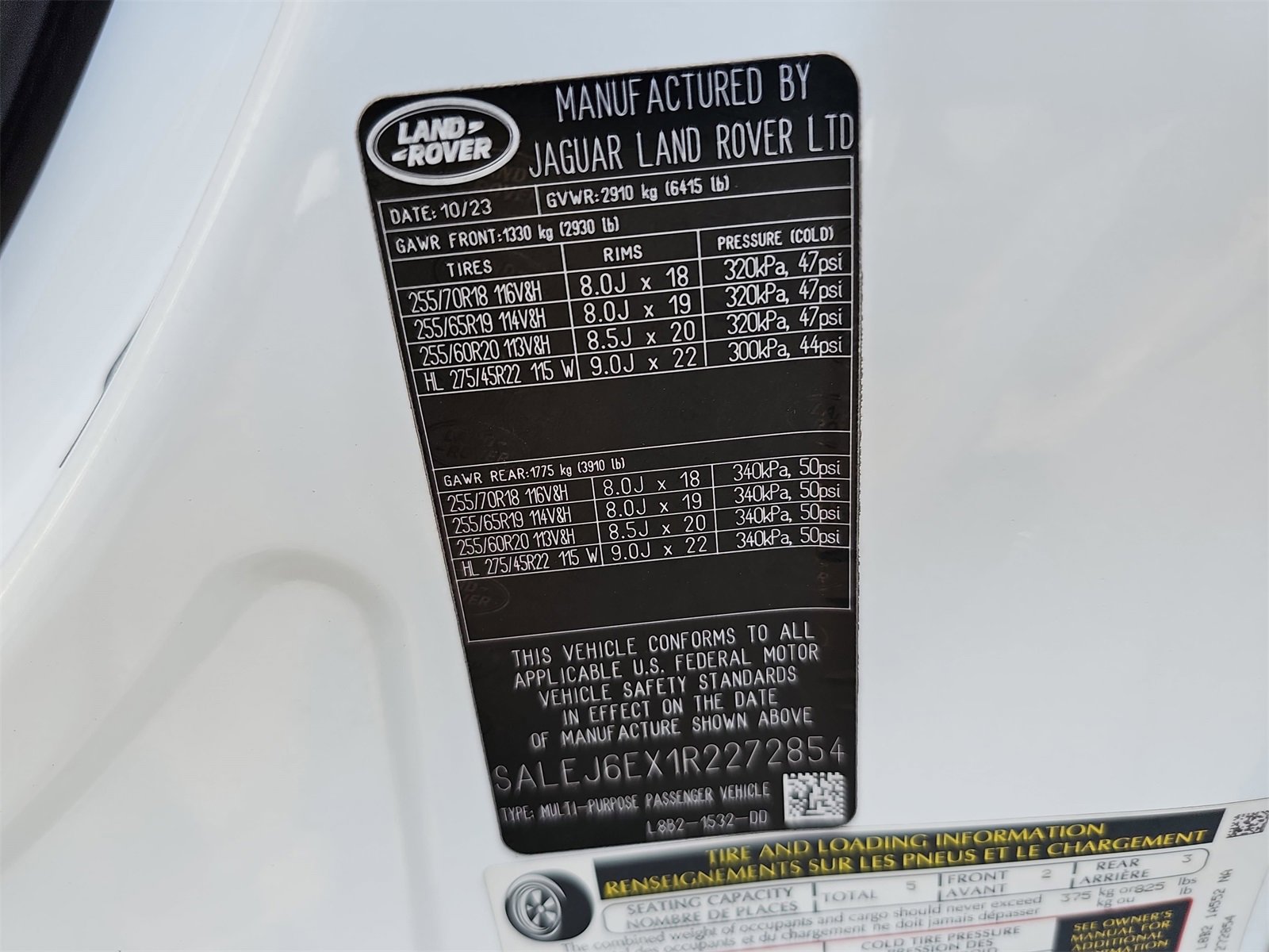 Used 2024 Land Rover Defender 90 S image 34