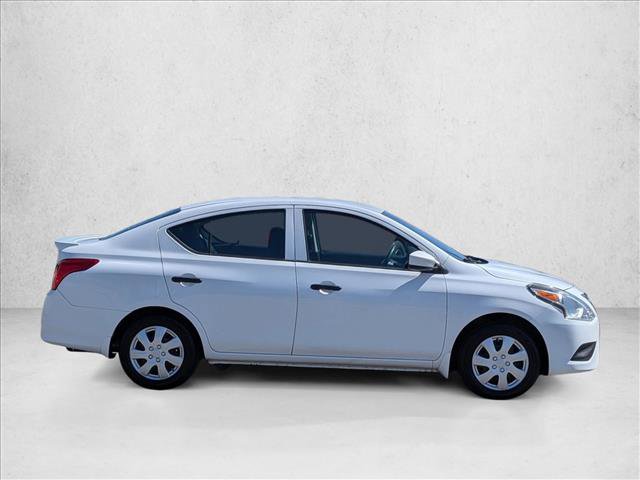 Used 2016 Nissan Versa S Plus FWD image 4