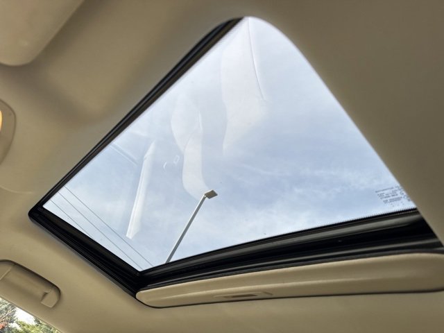 Used 2016 INFINITI QX80 4WD w/ Driver's Assistance Package image 25