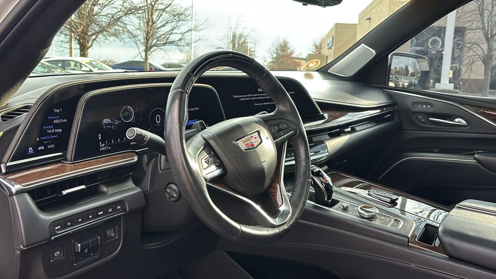 Used 2022 Cadillac Escalade ESV Sport Platinum w/ Heavy-Duty Trailer Package image 24