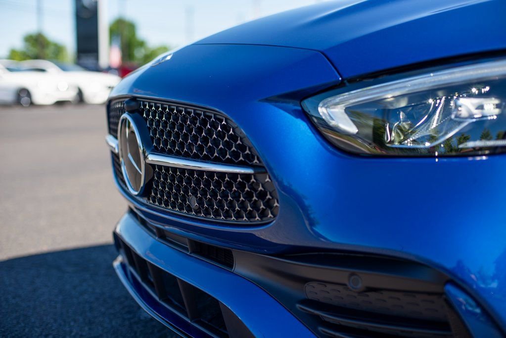 Used 2024 Mercedes-Benz C 300 4MATIC Sedan image 17