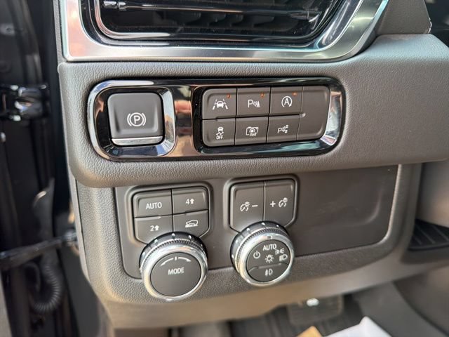 Used 2026 GMC Yukon XL Denali w/ LPO, Floor Liner Package AWD/4WD image 12