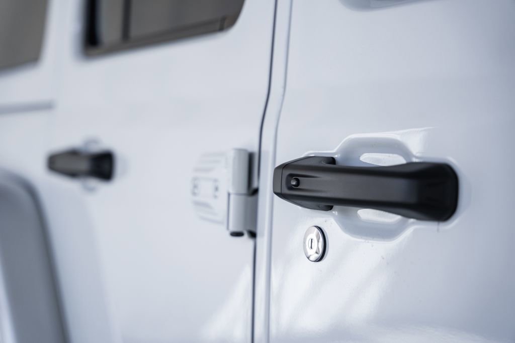 New 2025 Jeep Wrangler Unlimited Rubicon 4xe image 15