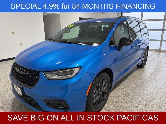 New 2026 Chrysler Pacifica Select w/ S Appearance Package image 6