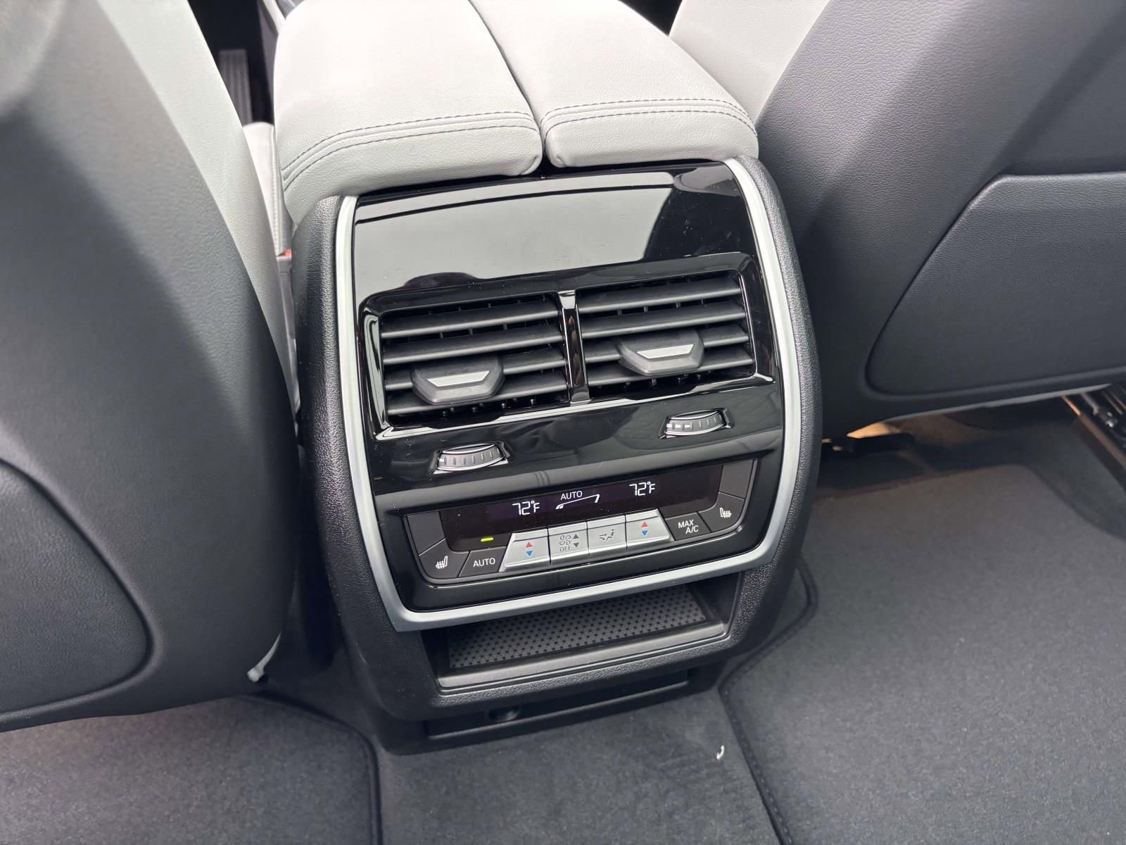 New 2026 BMW X5 xDrive40i AWD/4WD image 33