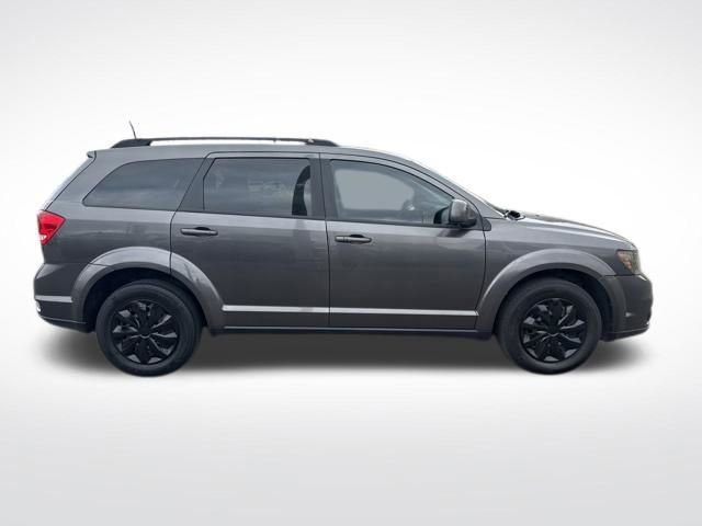 Used 2018 Dodge Journey SXT image 6