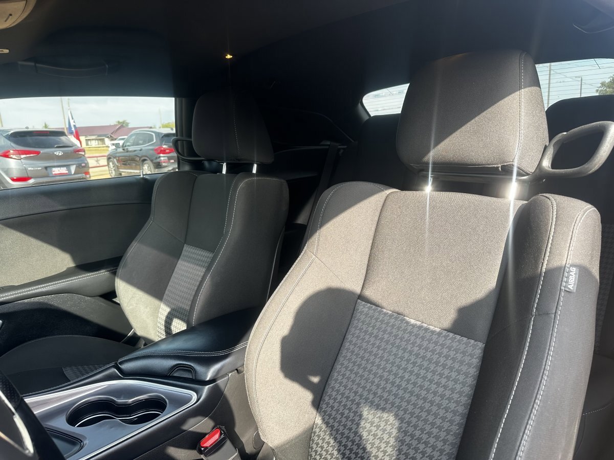 Used 2021 Dodge Challenger GT w/ Blacktop Package image 19