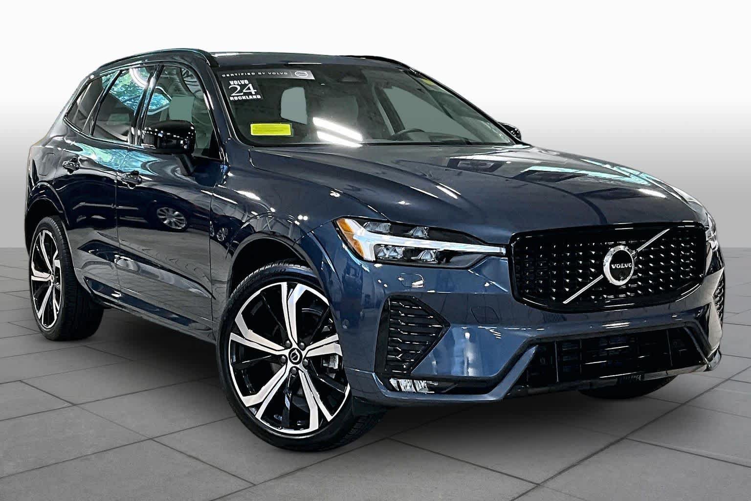 Used 2024 Volvo XC60 B5 Ultimate w/ Climate Package AWD/4WD image 3