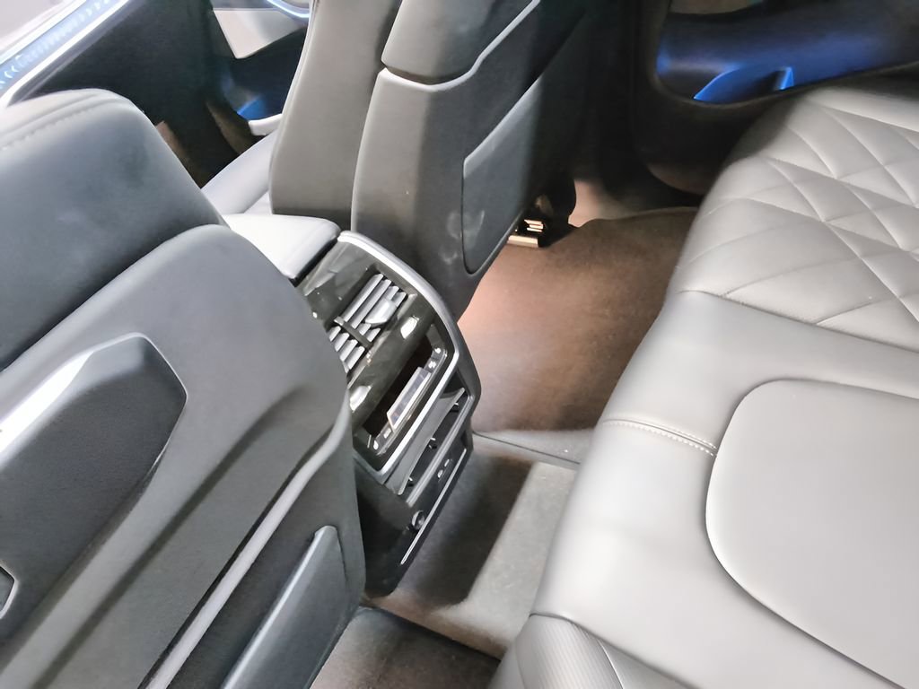 Used 2026 BMW X5 xDrive40i image 32