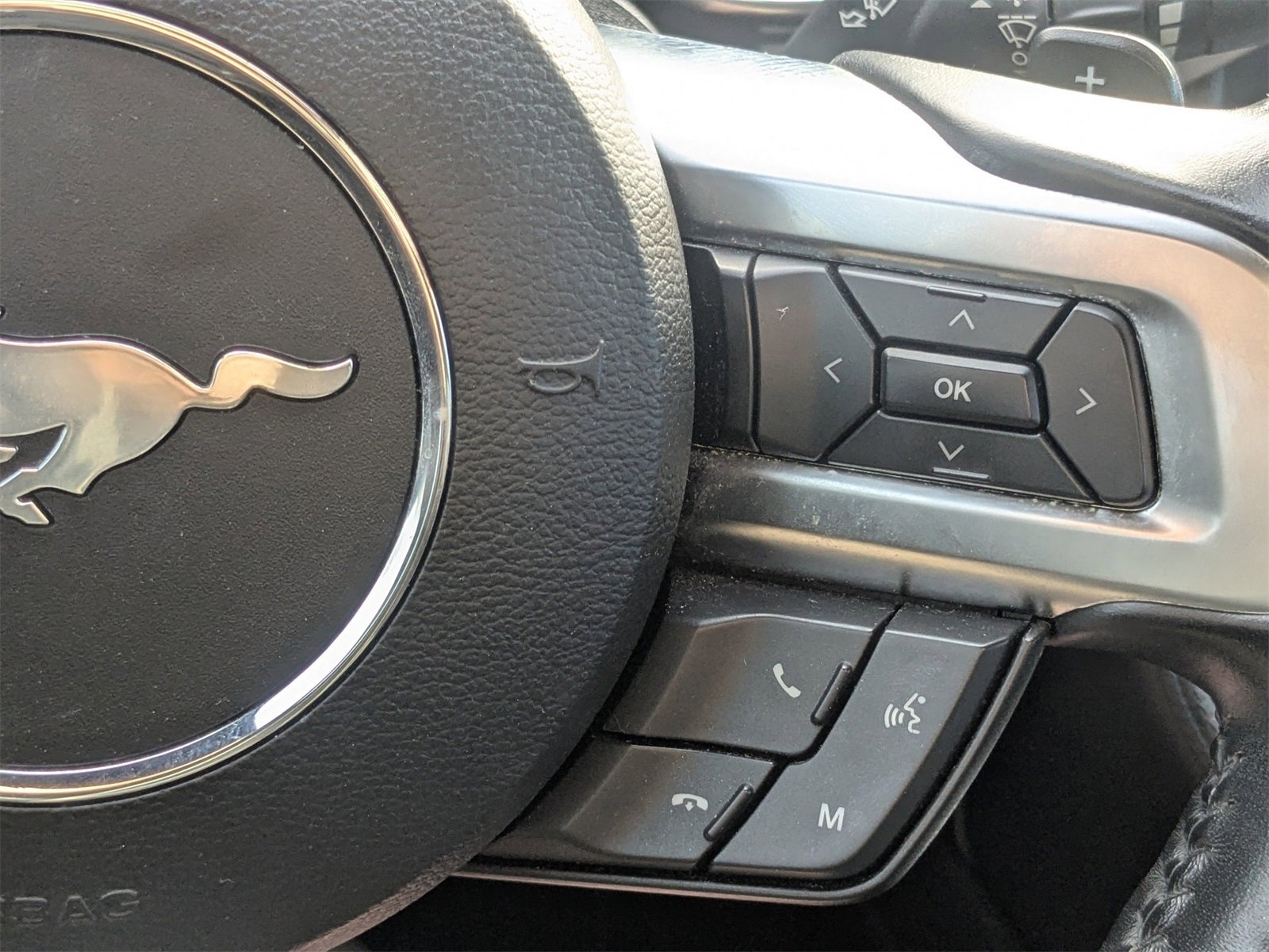 Used 2019 Ford Mustang Premium image 22