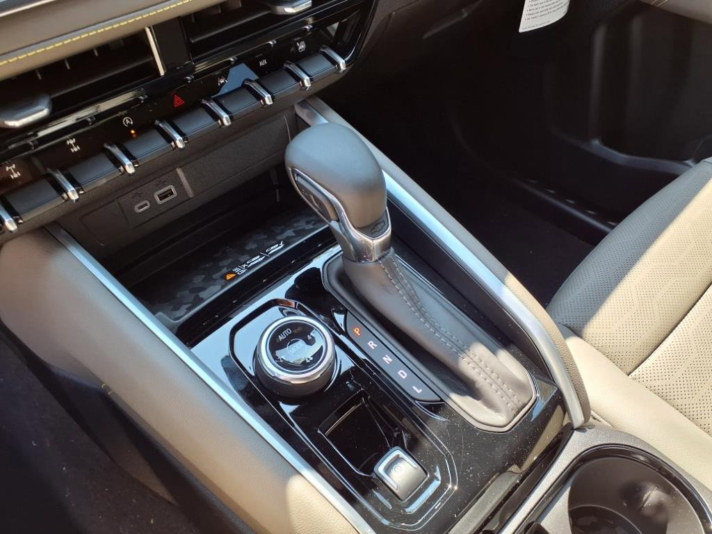 New 2026 Chevrolet Colorado ZR2 w/ Technology Package image 8