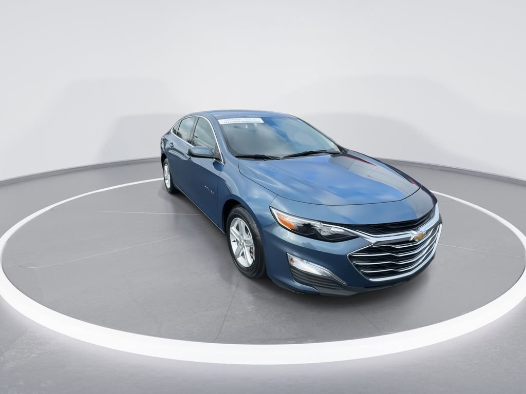 Used 2024 Chevrolet Malibu LS FWD image 3