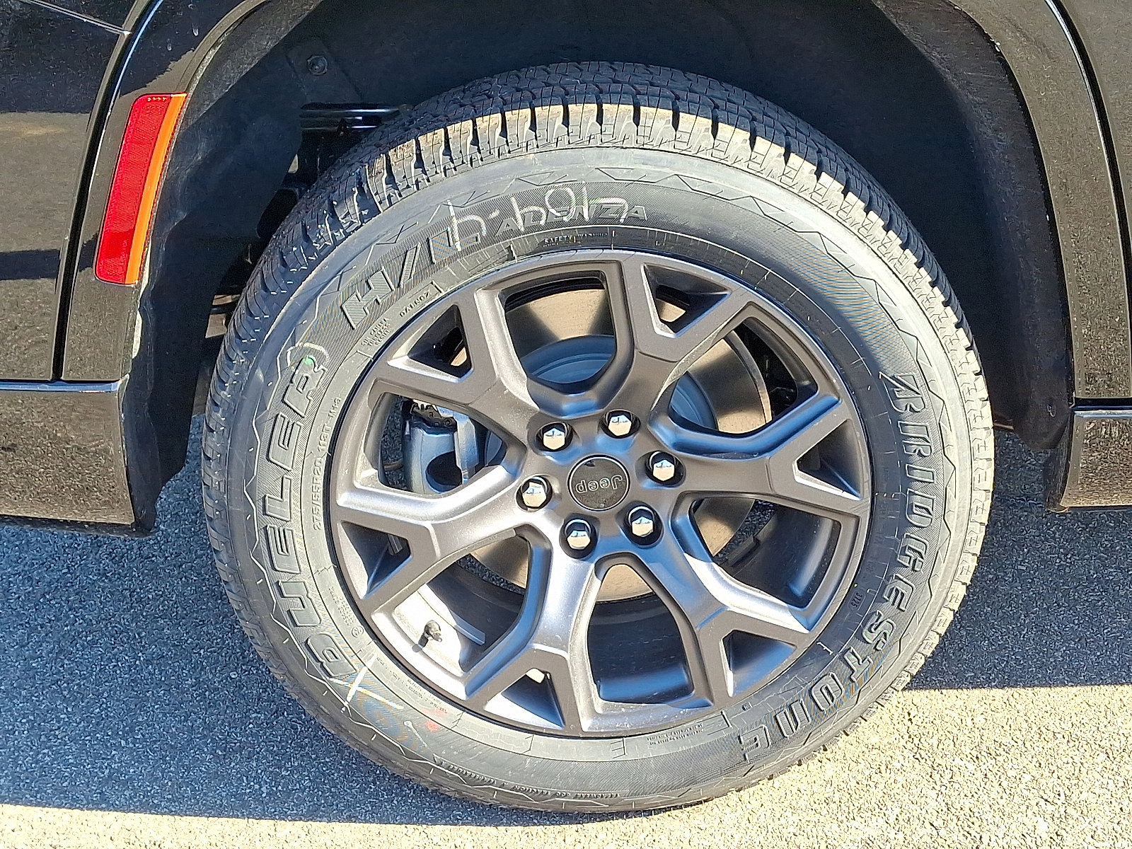 New 2026 Jeep Grand Wagoneer L Limited w/ Premium Group II image 5