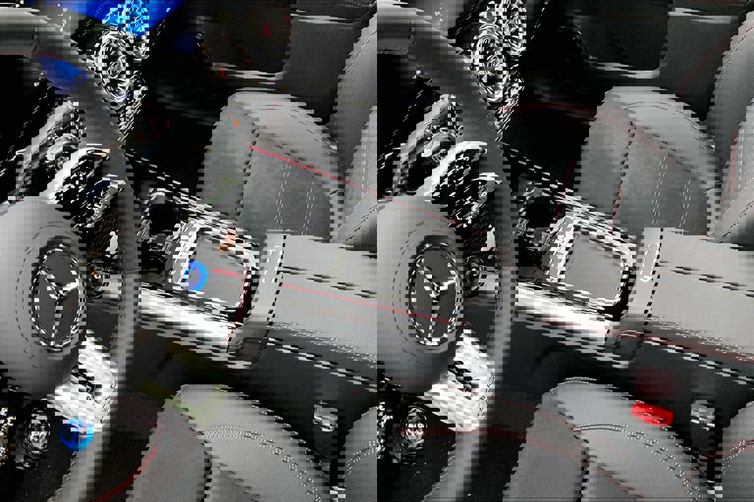 New 2026 Mercedes-Benz GLA 35 AMG 4MATIC image 8