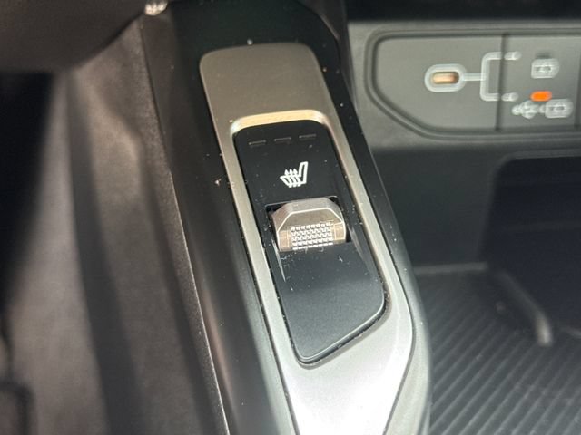Used 2025 Kia Sorento S FWD image 23
