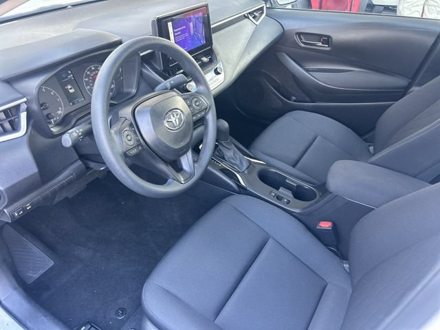 Used 2025 Toyota Corolla LE FWD image 10